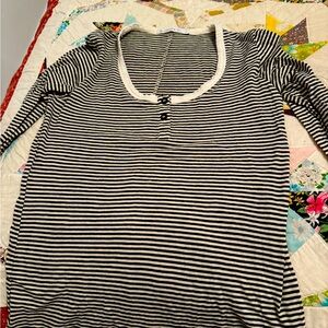 Stripped shirt Alternative